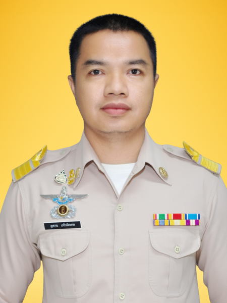 นายภูพาน แก้วอัคฮาด