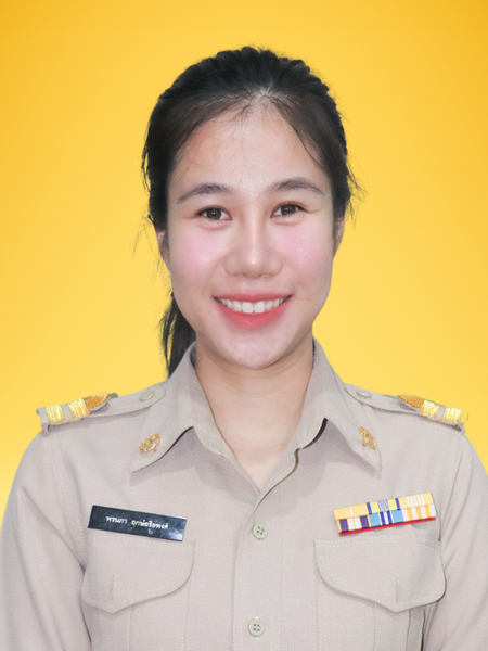 นางสาวทักษิณาภร จากน่าน