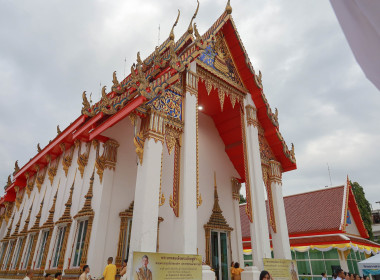 ร่วมพิธีสมโภชผ้าพระกฐินพระราชทาน วัดนครสวรรค์ พระอารามหลวง พารามิเตอร์รูปภาพ 6