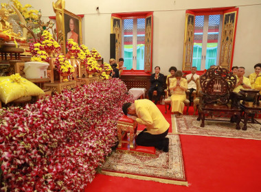 ร่วมพิธีสมโภชผ้าพระกฐินพระราชทาน วัดนครสวรรค์ พระอารามหลวง พารามิเตอร์รูปภาพ 4