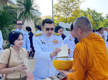 เข้าร่วมกิจกรรมวันรัฐพิธี วันที่ระลึกคล้ายวันสวรรคต ... พารามิเตอร์รูปภาพ 2