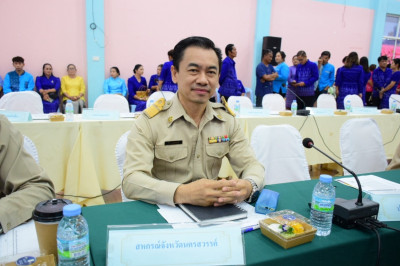 ร่วมประชุมคณะกรมการจังหวัด และหัวหน้าส่วนราชการ นายอำเภอ ... พารามิเตอร์รูปภาพ 1