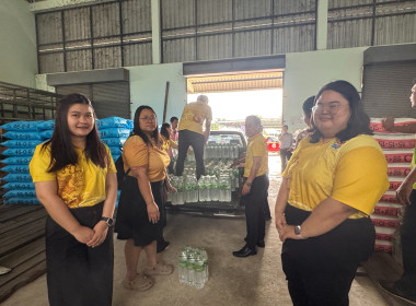 สหกรณ์จังหวัดนครสวรรค์ส่งมอบน้ำดื่มช่วยเหลือสมาชิกสหกรณ์ผู้ประสบอุทกภั ... พารามิเตอร์รูปภาพ 8